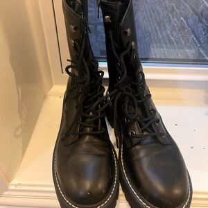 Black Lace-Up women's combat Boots